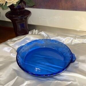 Pyrex  Cobalt Blue Glass Deep Pie Dish